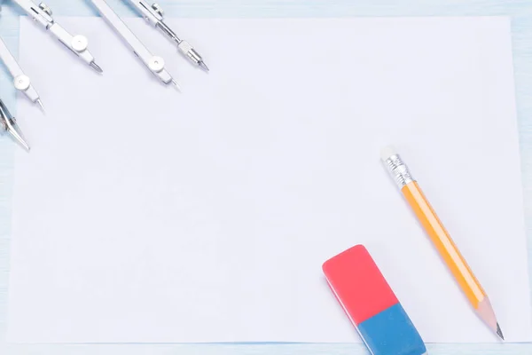 Une Feuille Blanche Papier Sur Table Des Ingénieurs Endroit Pour — Photo