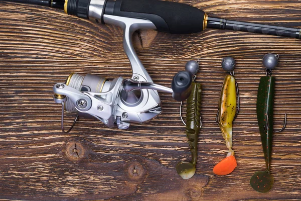 Caña Pescar Con Carrete Aparejos Para Pesca Fondo Las Tablas — Foto de Stock