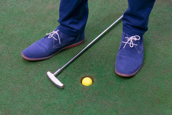 Fondo Deportivo Verde Mini Campo Golf Una Pelota Bolsillo Palo — Foto de Stock