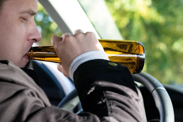 Driver Car Drinks Alcoholic Beverages Wheel — Stock Photo, Image