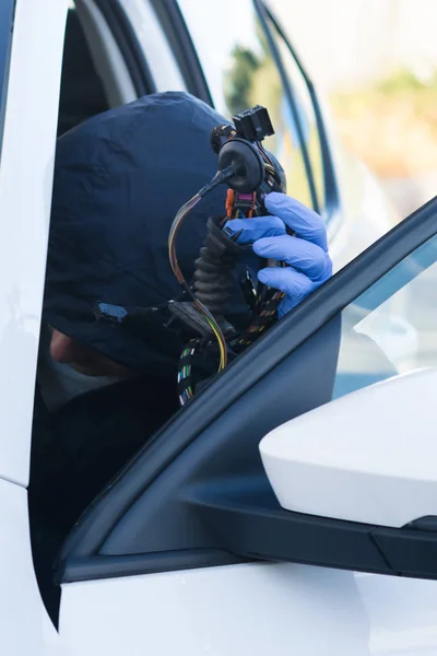 Unknown Person Wants Hack Car Onboard Computer Hijack Close — Stock Photo, Image