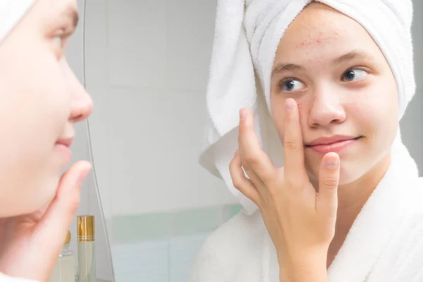 Girl Bathrobe Towel Her Head Morning Front Mirror Smears Cream — Stock Photo, Image