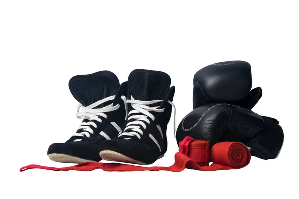 Zapatos Lucha Negro Guantes Boxeo Negro Vendajes Protectores Rojos Desenrollados —  Fotos de Stock