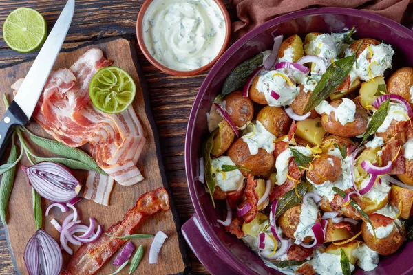 Insalata Patate Novelle Con Pancetta Croccante Salvia Condita Con Limone — Foto Stock