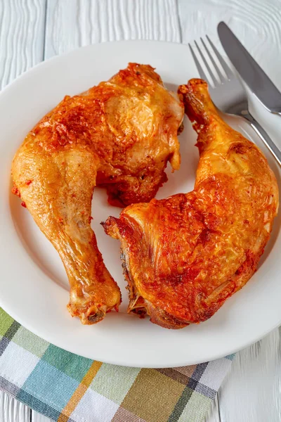 Gros Plan Délicieuses Cuisses Poulet Frit Juteuses Avec Croûte Peau — Photo