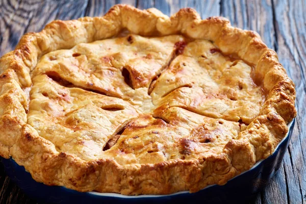 Overhead View Freshly Baked Delicious Classic Homemade American Apple Pie — Stock Photo, Image