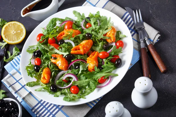 Close-up de salada braçadeiras de caranguejo arugula, vista superior — Fotografia de Stock