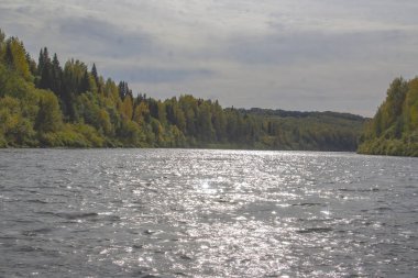 Kolva Nehri, sonbahar, rafting