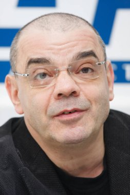 Kiev, Ukrayna - 27 Mart: basın toplantısı Rus aktör Konstantin Raikin