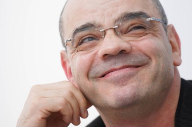 Kiev, Ukrayna - 27 Mart: basın toplantısı Rus aktör Konstantin Raikin