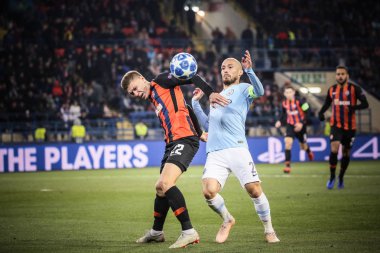 Kharkiv, Ukrayna - 23 Ekim 2018: David Silva Manchester City Shakhtar Donetsk Osk Metalist Stadyumu'nda karşı Uefa Şampiyonlar Ligi oyun sırasında