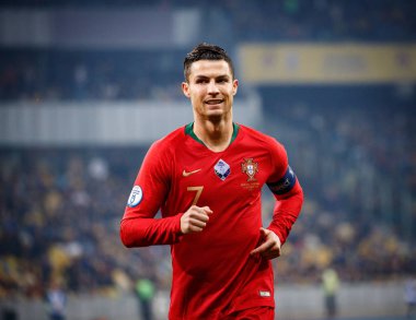 Kyiv, Ukrayna - 14 Ekim 2019: Portekizli Cristiano Ronaldo Uefa Euro 2020 ön eleme maçı sırasında Nsk Olimpiyskyi Stadyumu 'nda Portekiz' e karşı