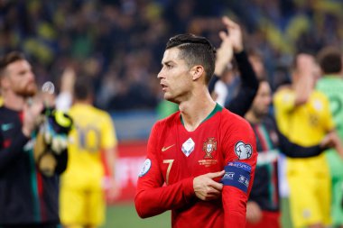 Kyiv, Ukrayna - 14 Ekim 2019: Portekizli Cristiano Ronaldo Uefa Euro 2020 ön eleme maçı sırasında Nsk Olimpiyskyi Stadyumu 'nda Portekiz' e karşı