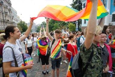 Halk, LGBT cemaati tarafından düzenlenen Eşitlik Yürüyüşü 'ne katıldı.
