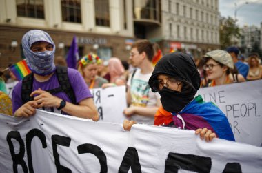 Halk, LGBT cemaati tarafından düzenlenen Eşitlik Yürüyüşü 'ne katıldı.