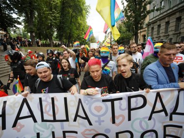 Halk, LGBT cemaati tarafından düzenlenen Eşitlik Yürüyüşü 'ne katıldı.