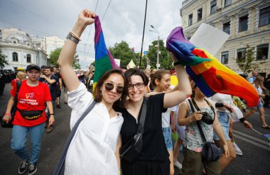 Halk, LGBT cemaati tarafından düzenlenen Eşitlik Yürüyüşü 'ne katıldı.
