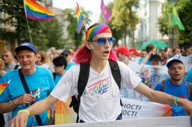 Halk, LGBT cemaati tarafından düzenlenen Eşitlik Yürüyüşü 'ne katıldı.