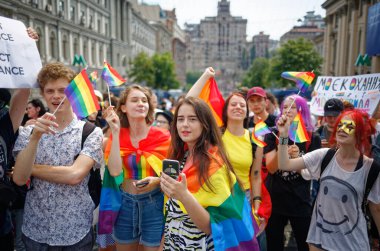 Halk, LGBT cemaati tarafından düzenlenen Eşitlik Yürüyüşü 'ne katıldı.