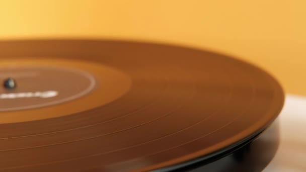 Vinyl Record Finishing Play Turntable Vintage Vinyl Record Record Player — Stock Video