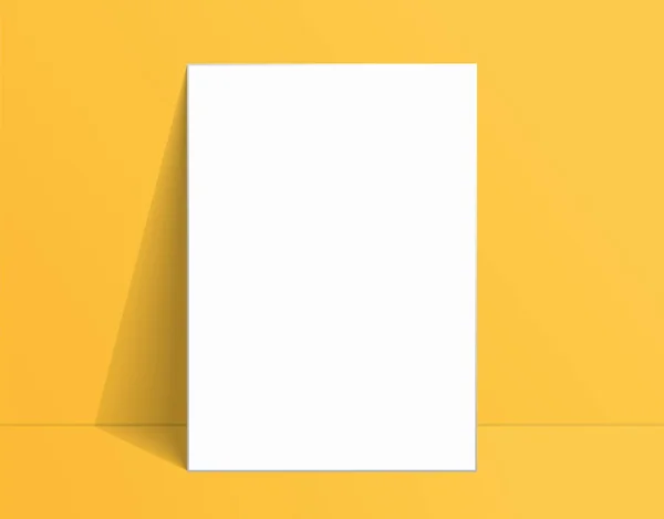 Biała Plakatowa Makieta Stojąca Podłodze Pobliżu Żółtego Muru Pusta Płótno — Zdjęcie stockowe