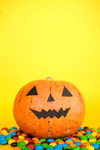 Halloween Tök Jack Lantern Decor Vicces Arc Színes Cukorka Sárga — Stock Fotó