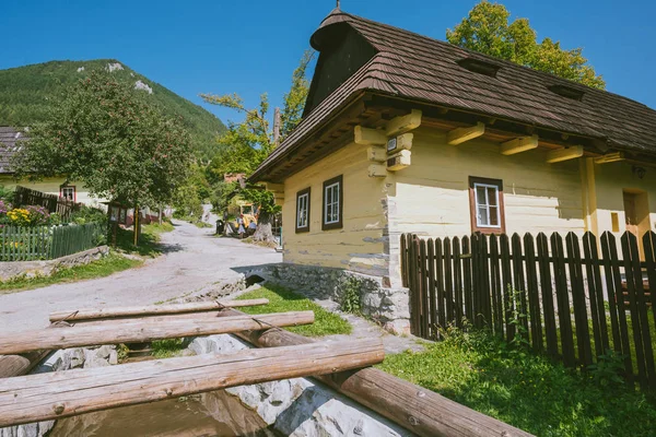 Vlkolinec Eslováquia Setembro 2016 Aldeia Patrimonial Unesco Com Casas Campo — Fotografia de Stock