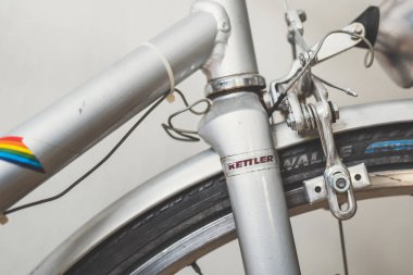 Kaunas, Litvanya - 19 Haziran 2018: Closeup görüntülemek eski okul Kettler Alu-Rad Beta-S Bisiklet