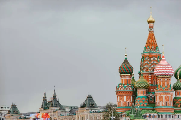 Moscú Rusia Mayo 2017 Vista Cerca Catedral San Basilio Plaza — Foto de Stock