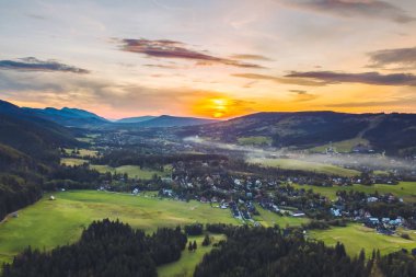 Havadan görünümü yüksek Tatra Dağları'nın robot. Zakopane, Polonya