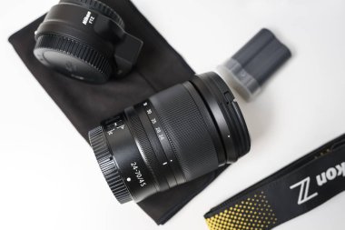 Kaunas, Litvanya - 30 Ekim 2018: Yeni Nikkor Z 24-70mm f/4.0 S Lens Nikon Z7 için. Onun bir 45.7mp full frame aynasızlar kamera
