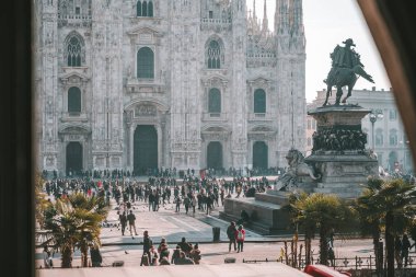 Milano Katedrali'ne (Duomo di Milano), Lombardiya, İtalya