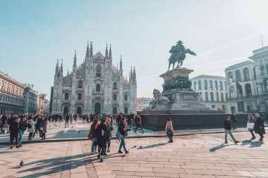 Milano Katedrali'ne (Duomo di Milano), Lombardiya, İtalya