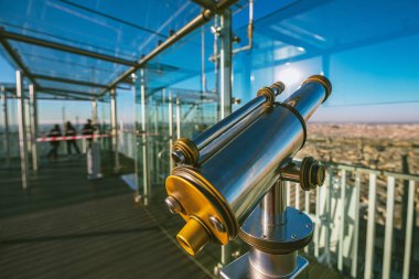 Dürbün Paris ve Eyfel Kulesi görüntülemek için