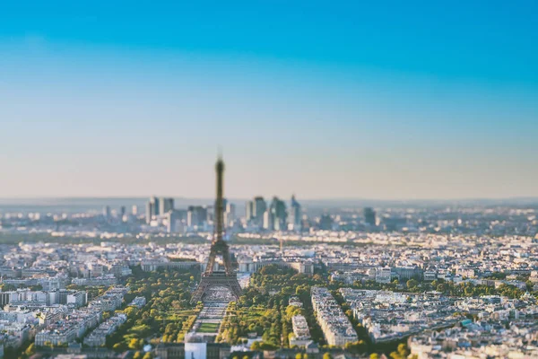 Paris, Eiffel tower at evening, France, Europe — Stock Photo, Image