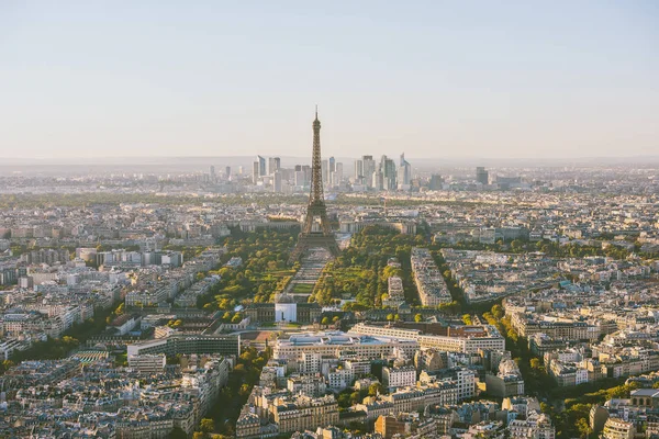 Paris, Eiffel tower at evening, France, Europe — Stock Photo, Image