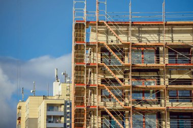 Yeni apartman binası