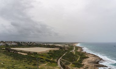 Rosh Hanikra, İsrail-24 Mart, 2018: Muz alanları yakınındaki Nahariya üstten görünüm.