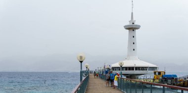 Eilat, İsrail - 28 Mart 2018: Sualtı Gözlemevi deniz Park adlı bir sahil yakınındaki Eilat, İsrail.