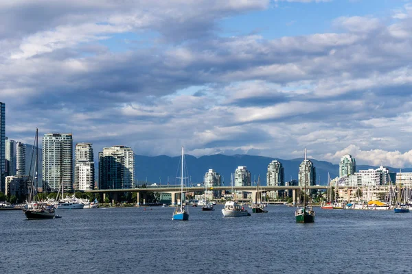 Ванкувер Канада Июня 2018 Года Вид Фальс Крик Мост Кэмби — стоковое фото