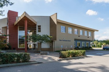 Aldergrove, Kanada - 18 Eylül 2018: modern ofis binası su samuru topluluk şubesi.