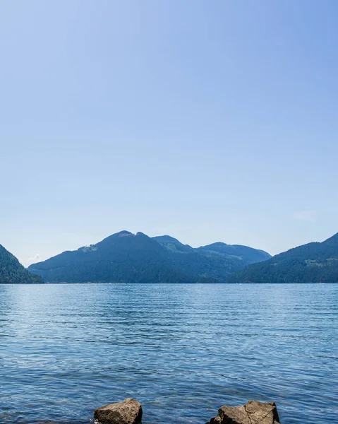 Langit Biru Cerah Atas Harrison Lake British Columbia Canada Background — Stok Foto