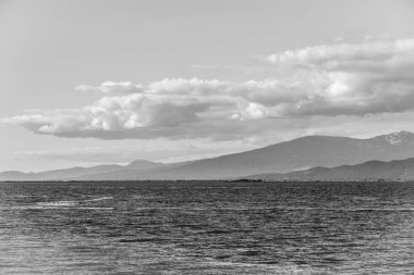 Fraser nehrinin Kanada deniz manzaralı siyah beyaz manzarası