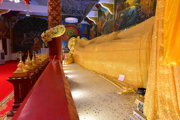 Liegende Buddha Statue Thailändischen Buddha Tempel Wat Phra Pan Phra — Stockfoto