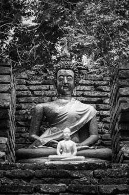 Eski Wat Chet Yod, Chiang Mai, Tayland tapınakta yedi pagoda Buda heykeli. Wat Chet Yod sekizinci dünya Budist Konsey site 1477 oldu.