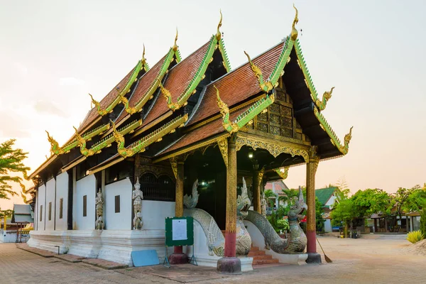Ubosot, Wat Buak Krak Luang, Chiangmai, Tayland