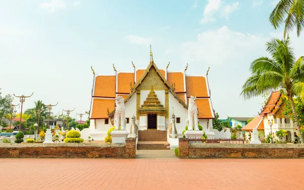 Phumin Tapınağı, Nan Eyaleti, Tayland. Halka açık bir yerde tapınağıdır. 100 yıldan daha eski oluşturulan.