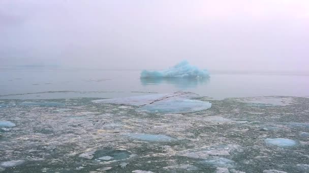 Isberg Och Från Glaciären Arktiska Naturen Landskap Island Påverkas Klimatförändringarna — Stockvideo