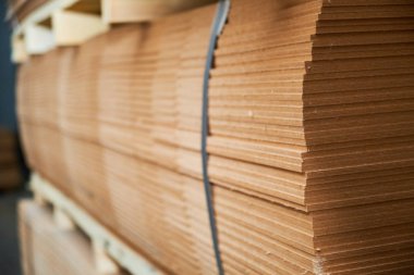 Ambar ahşap boşlukları, parçalar, iç kapılar 4k üretimi ile