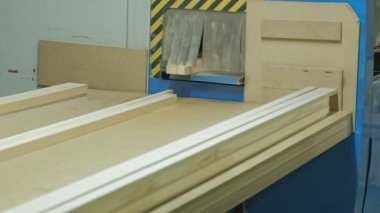 Ahşap kapı boş, rustik iç kapılar üretimini parlatma işlemi